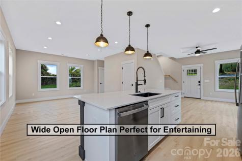 612 Beehive Road Hendersonville NC 28792