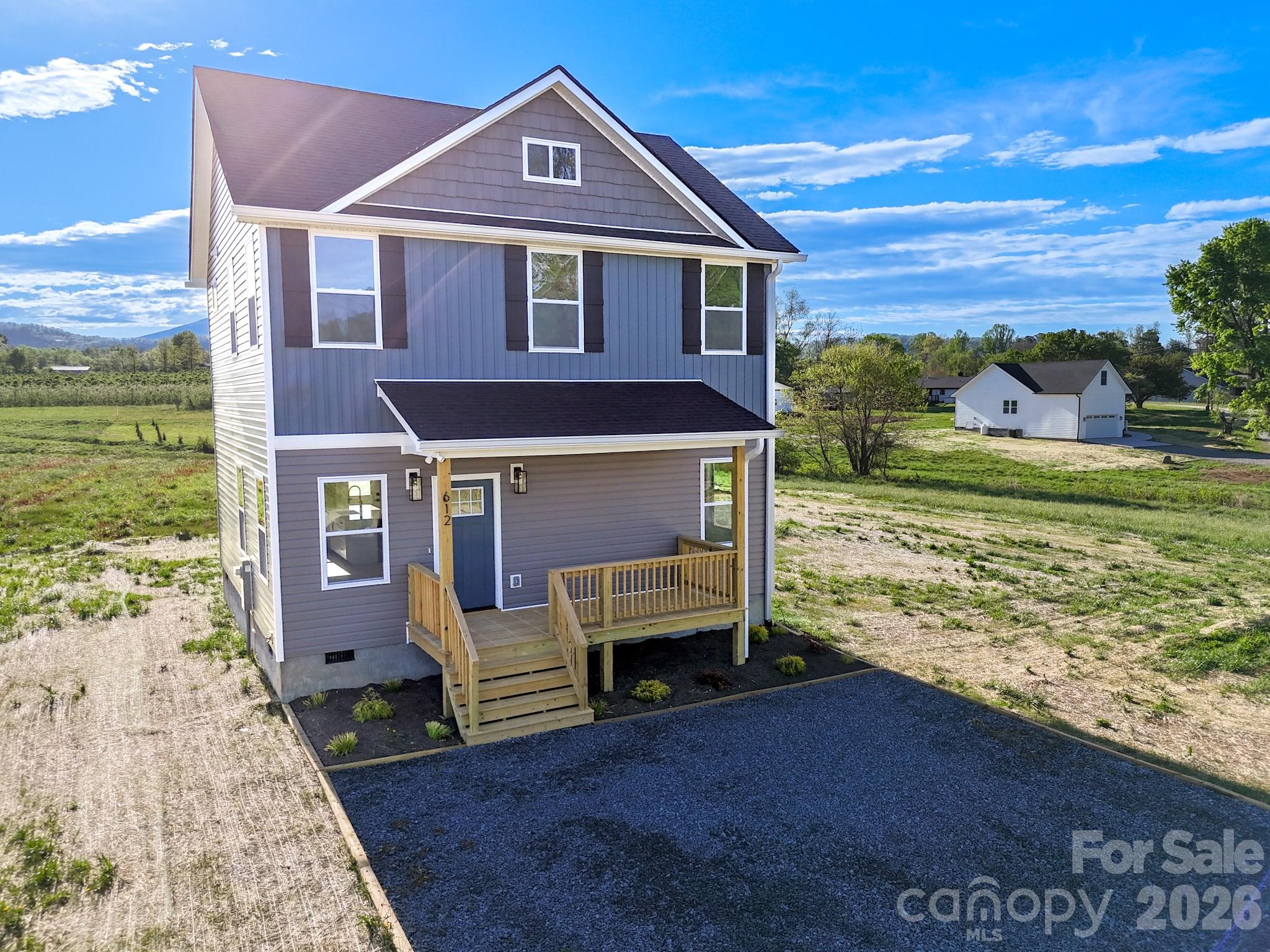 612 Beehive Road Hendersonville NC 28792