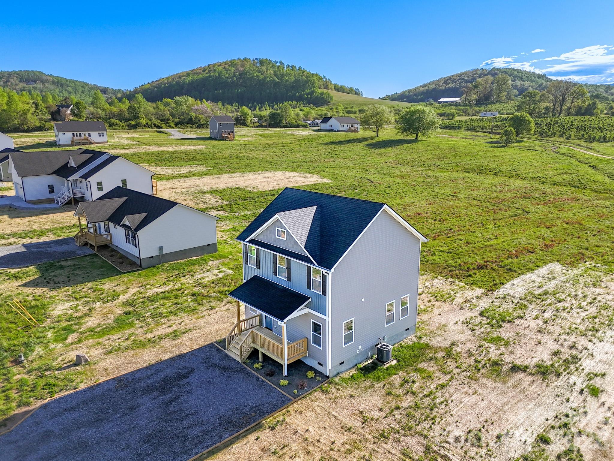 612 Beehive Road Hendersonville NC 28792
