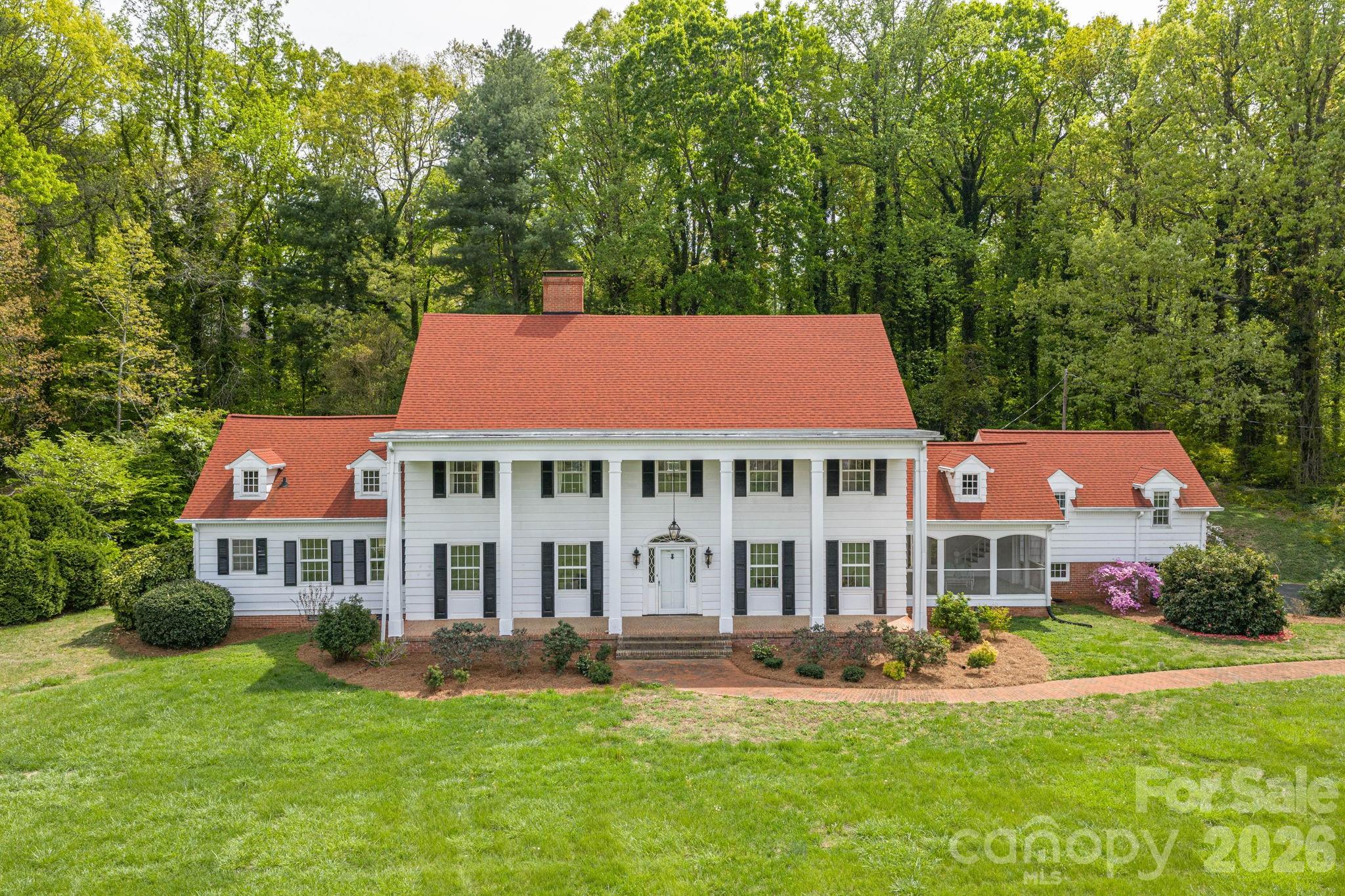 1233 General Hoke Drive Lincolnton NC 28092