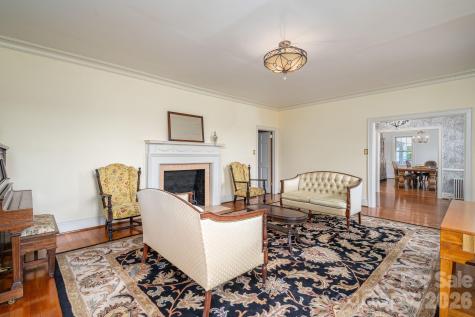 1233 General Hoke Drive Lincolnton NC 28092