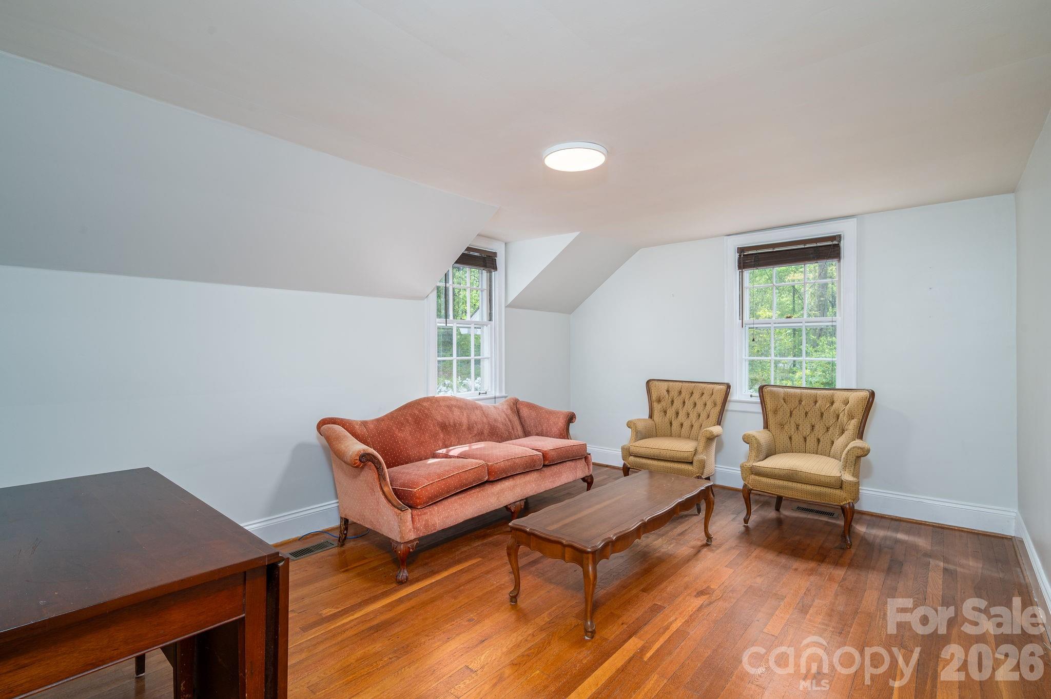 1233 General Hoke Drive Lincolnton NC 28092