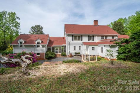 1233 General Hoke Drive Lincolnton NC 28092