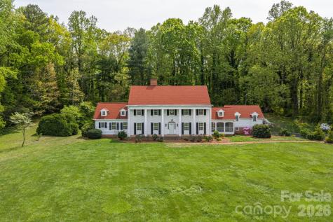 1233 General Hoke Drive Lincolnton NC 28092