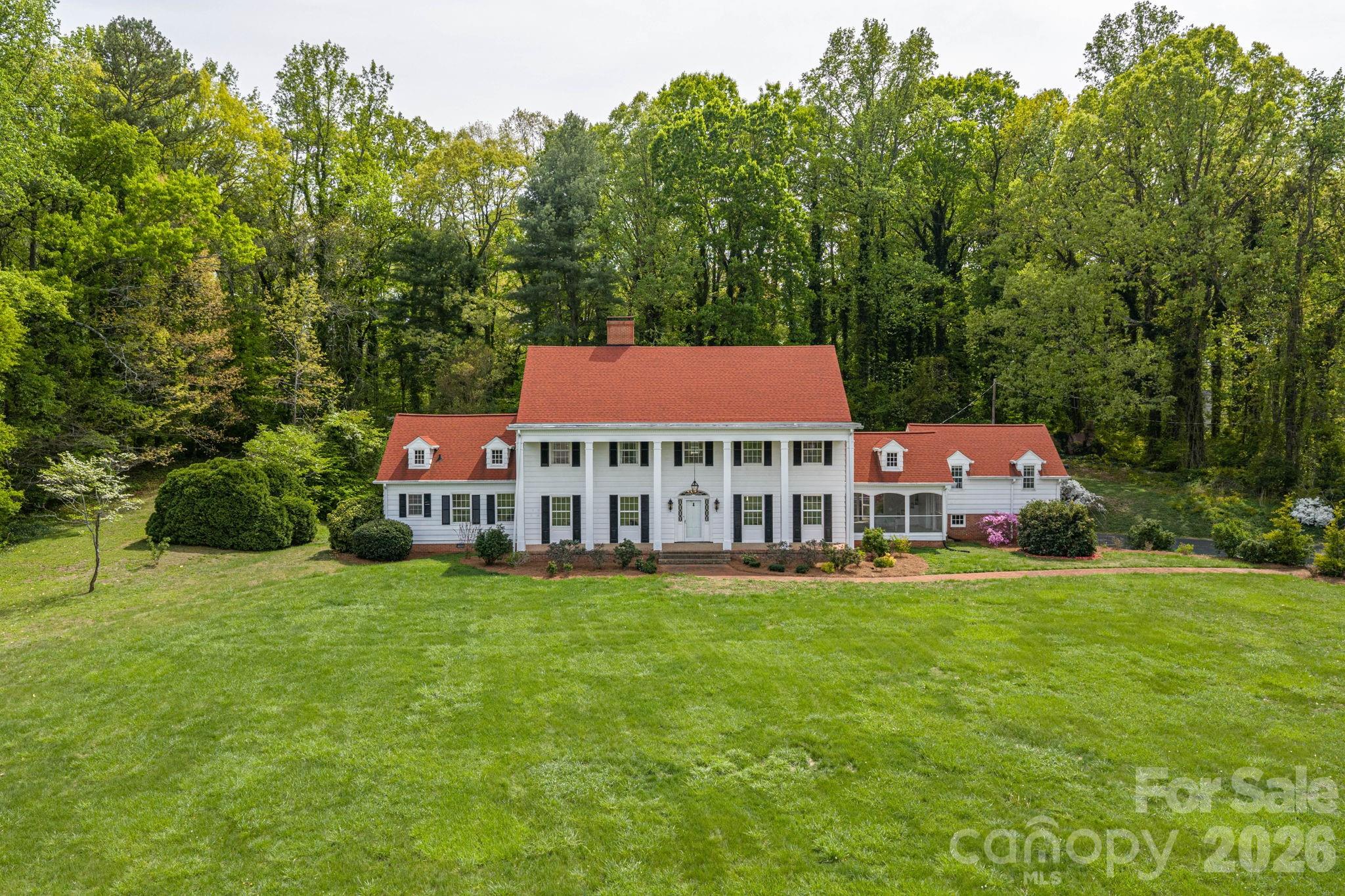 1233 General Hoke Drive Lincolnton NC 28092