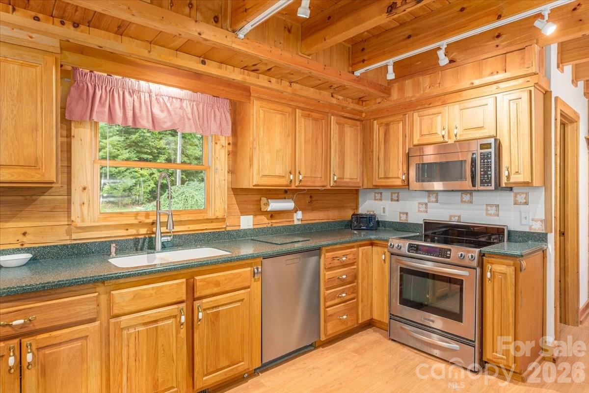 235 Timucua Trail Waynesville NC 28786