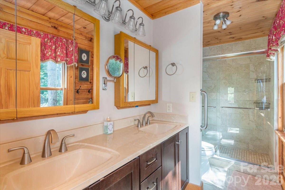 235 Timucua Trail Waynesville NC 28786