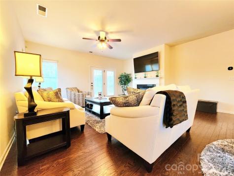 7315 Strawberry Fields Lane Charlotte NC 28278