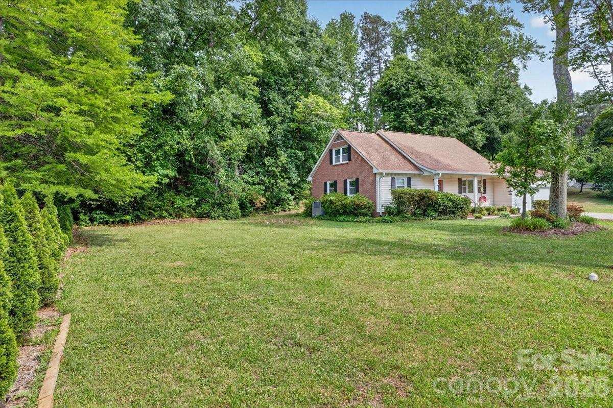 1303 Wildwood Drive Kannapolis NC 28081