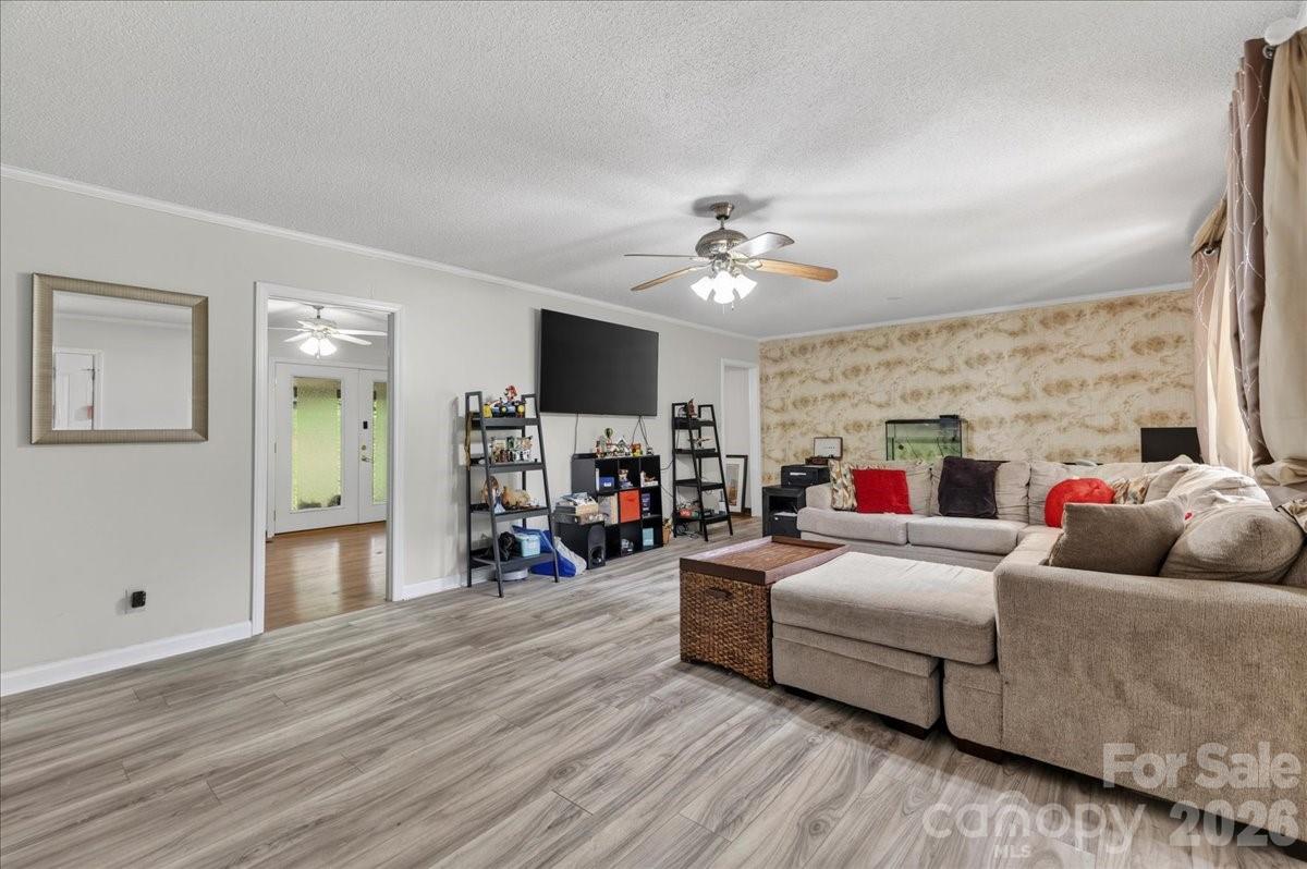 1303 Wildwood Drive Kannapolis NC 28081