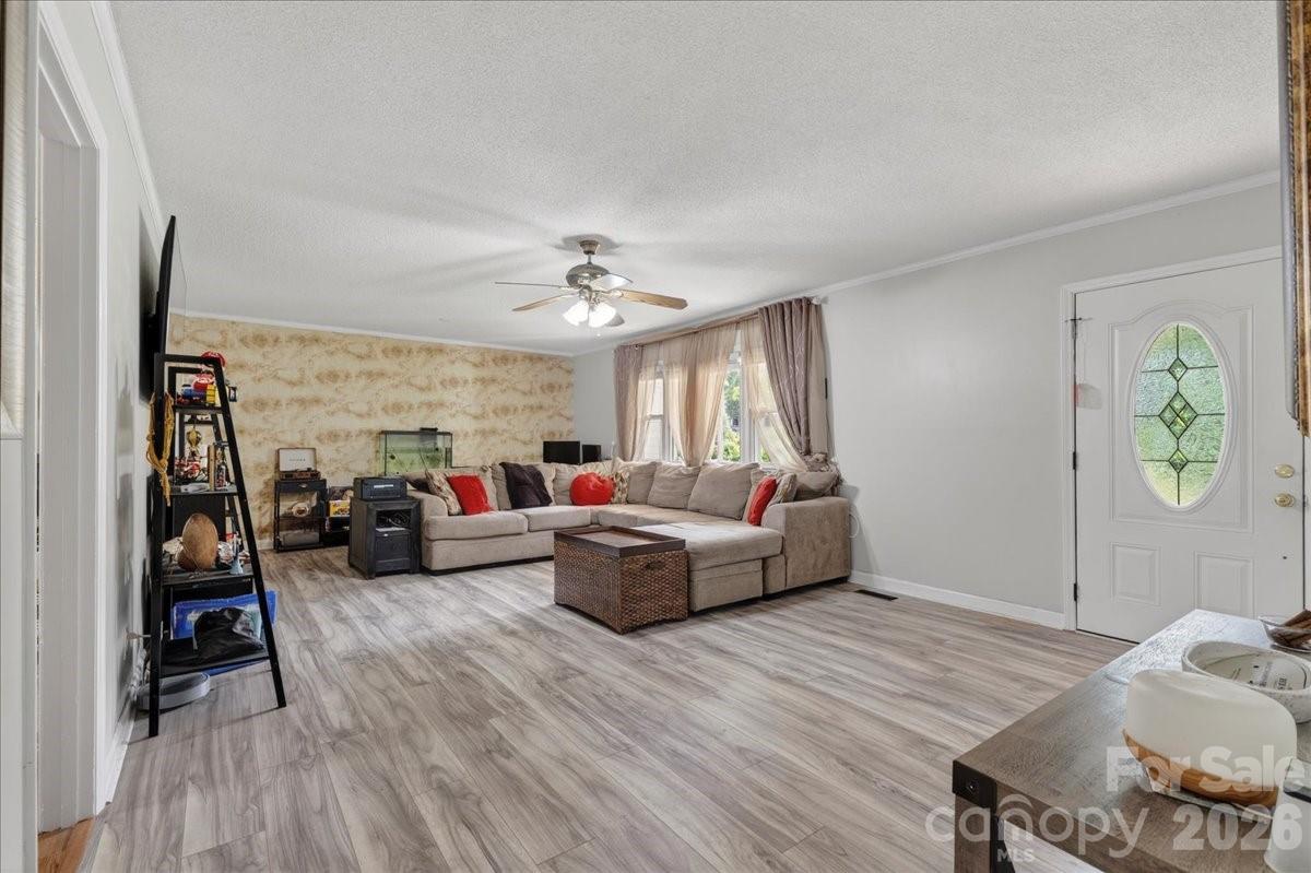 1303 Wildwood Drive Kannapolis NC 28081