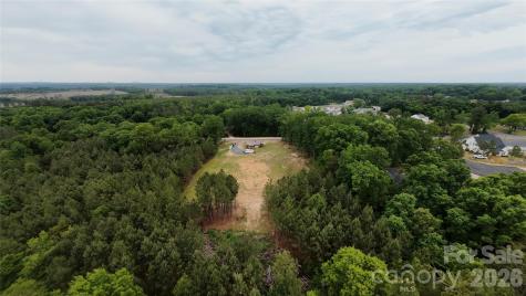 421 E Passaic Street Peachland NC 28133
