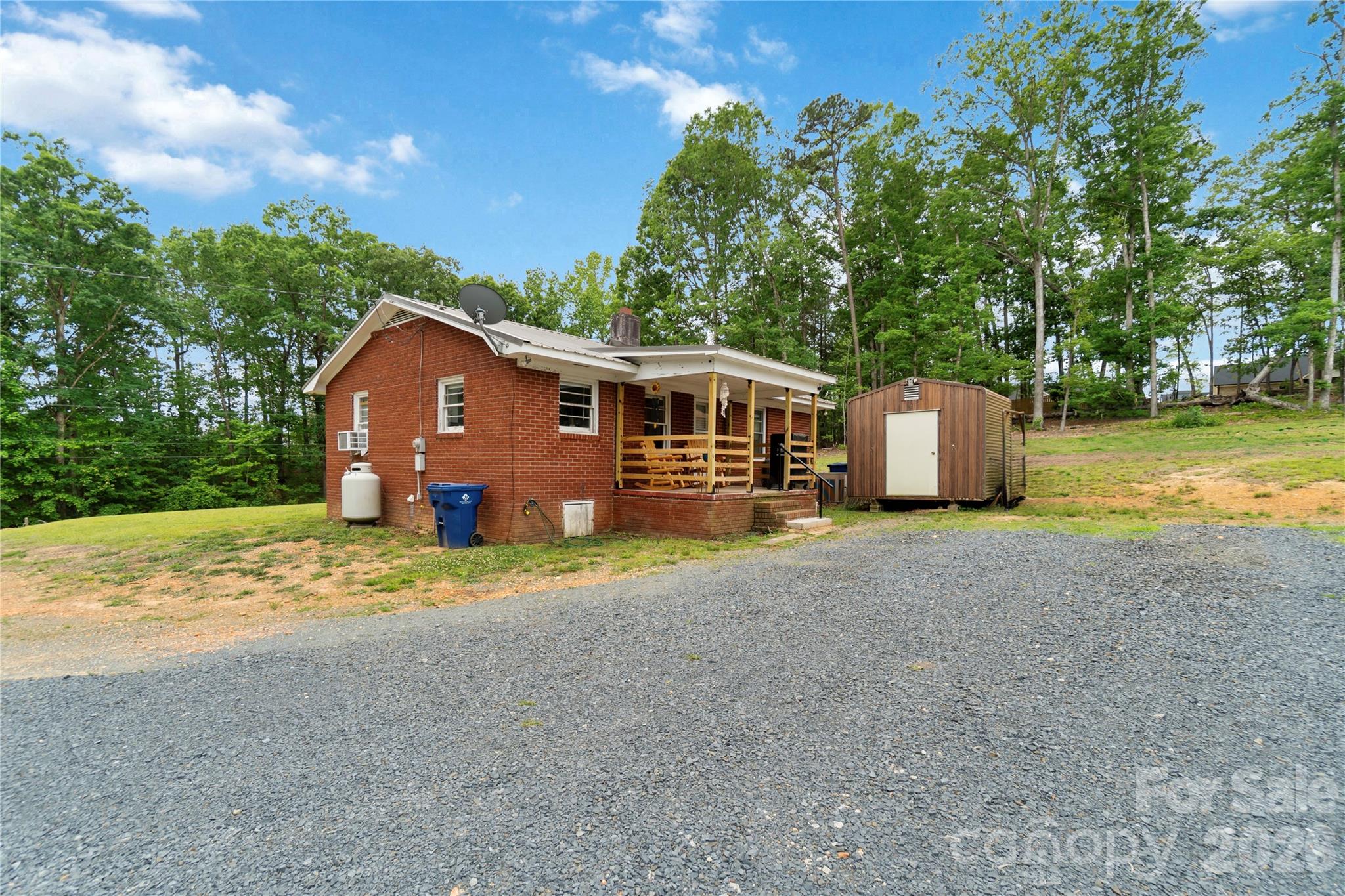 421 E Passaic Street Peachland NC 28133