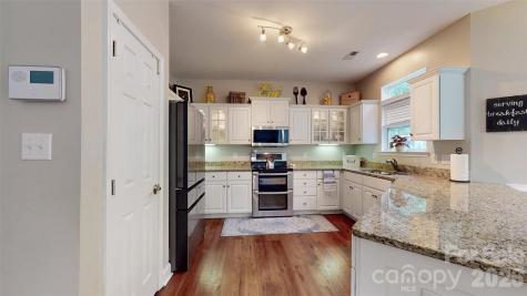 12301 Silveroak Lane Charlotte NC 28277
