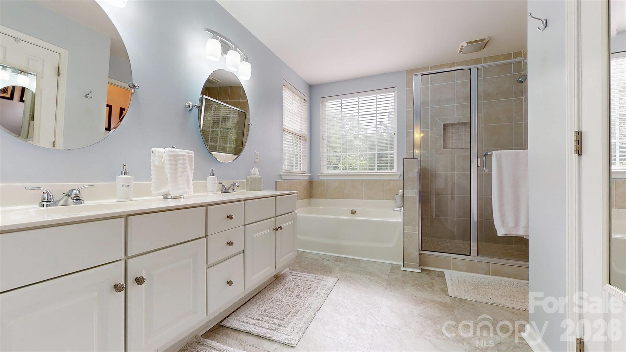 12301 Silveroak Lane Charlotte NC 28277
