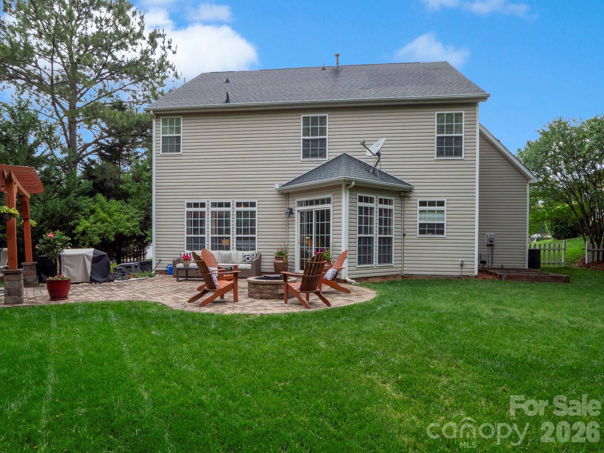12301 Silveroak Lane Charlotte NC 28277