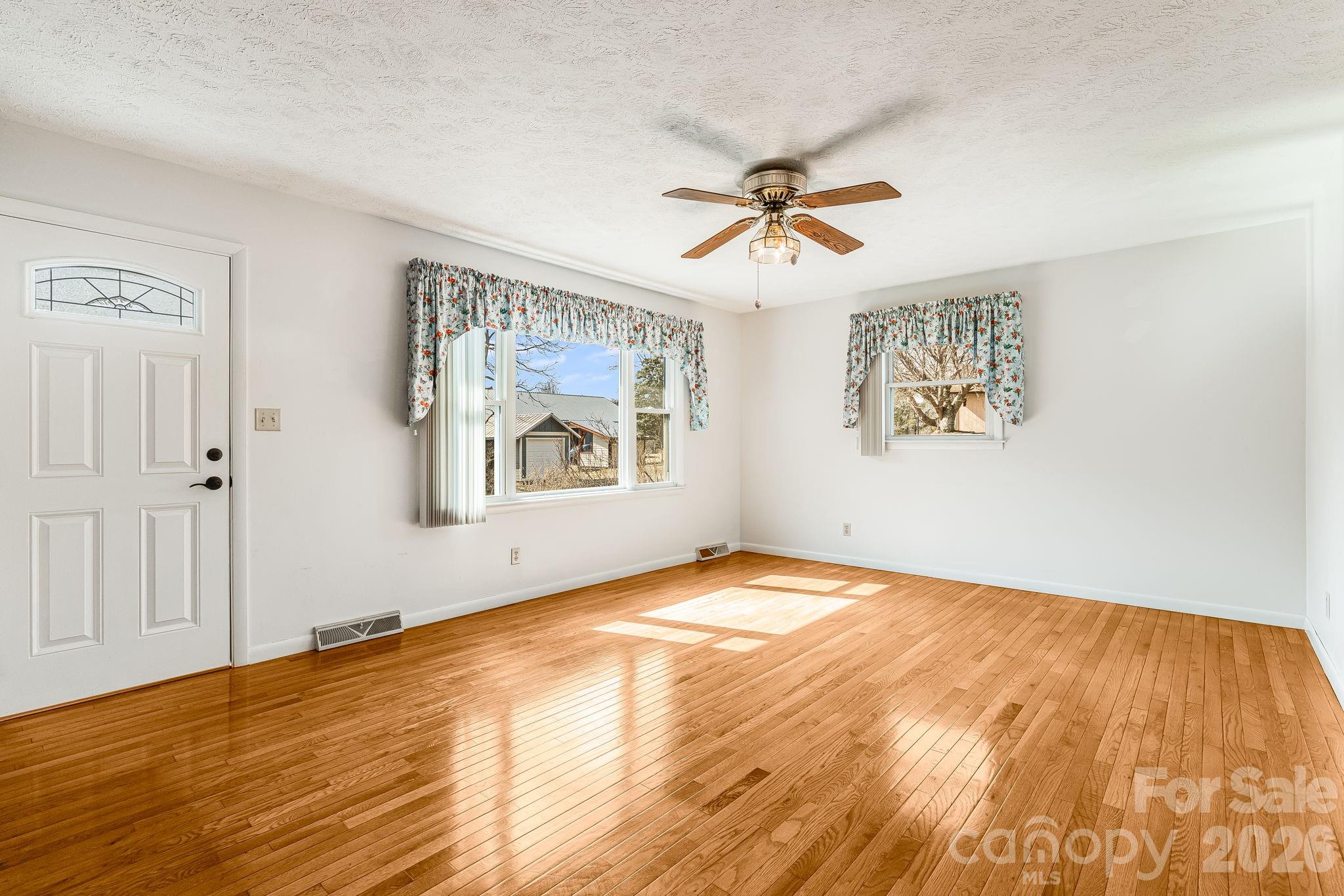 20 Ridge Cross Road Asheville NC 28805