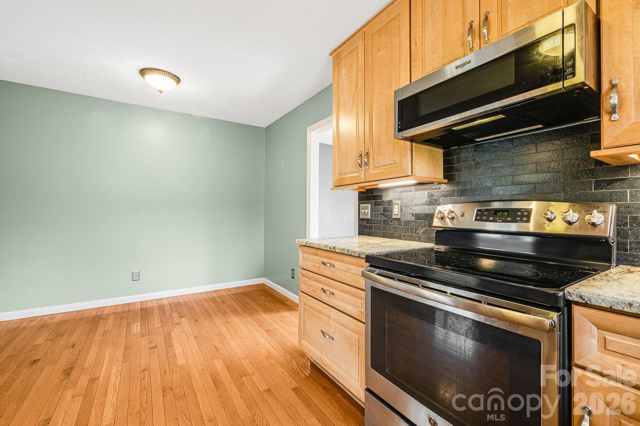 20 Ridge Cross Road Asheville NC 28805