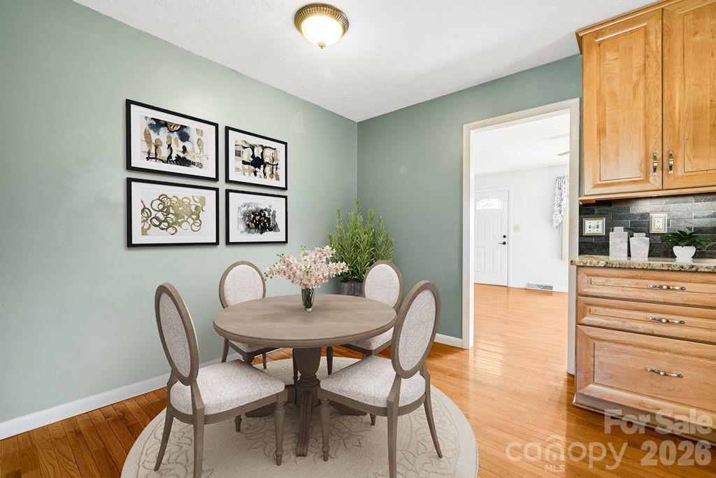 20 Ridge Cross Road Asheville NC 28805