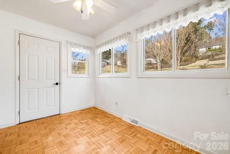 20 Ridge Cross Road Asheville NC 28805