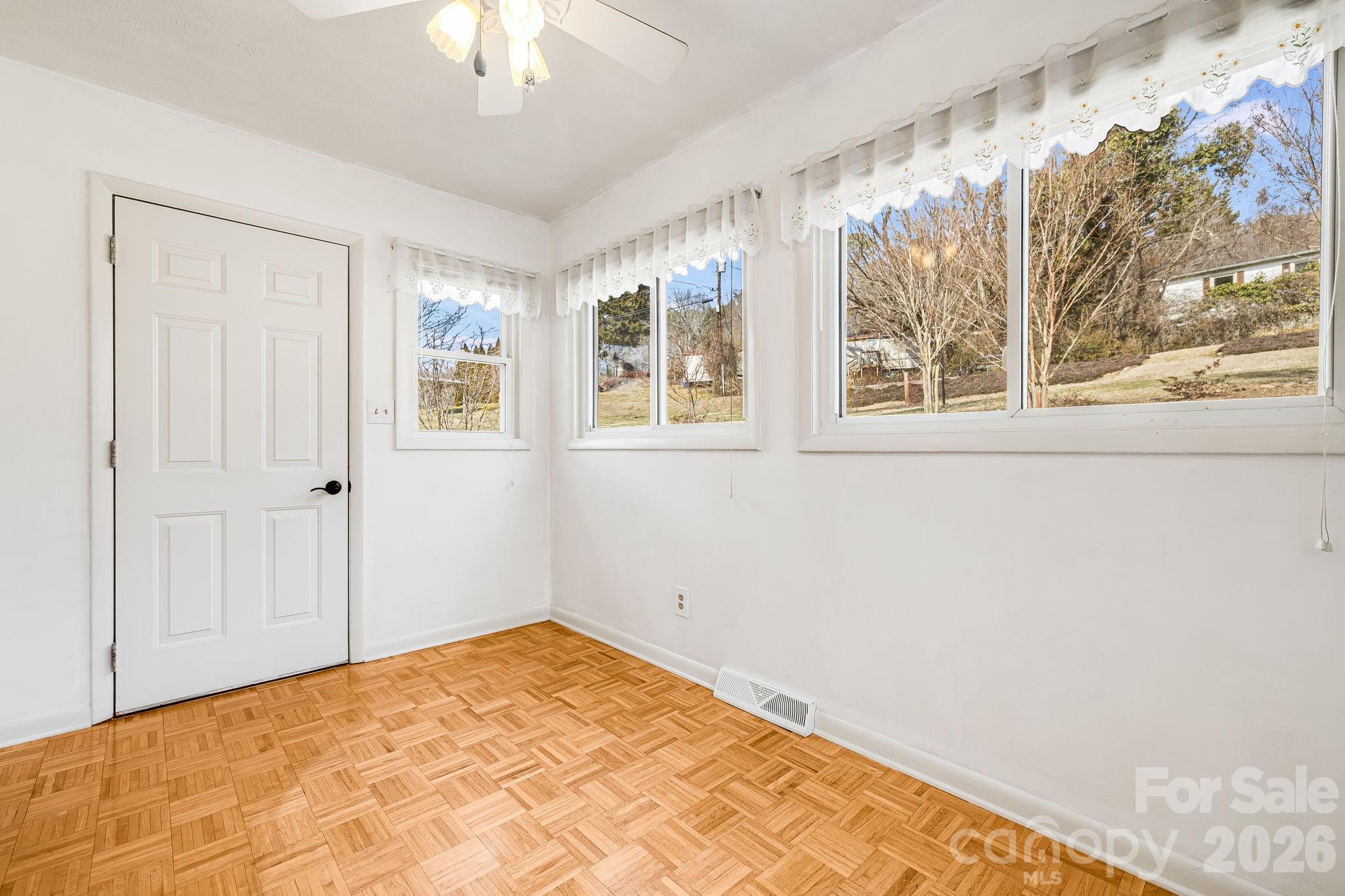 20 Ridge Cross Road Asheville NC 28805