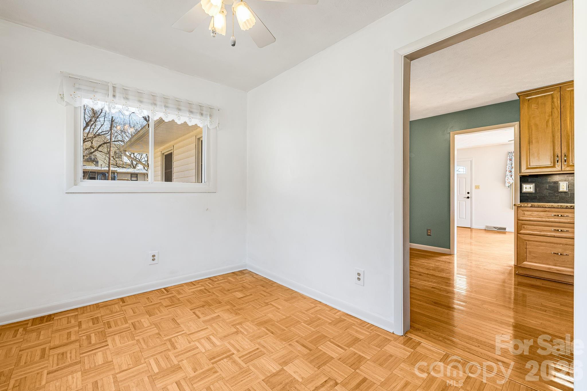 20 Ridge Cross Road Asheville NC 28805