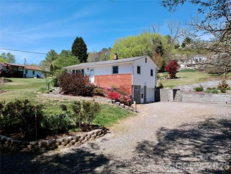 20 Ridge Cross Road Asheville NC 28805