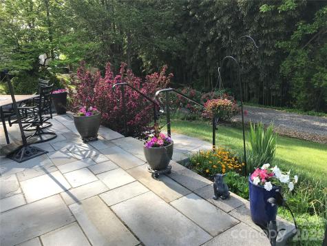 20 Ridge Cross Road Asheville NC 28805