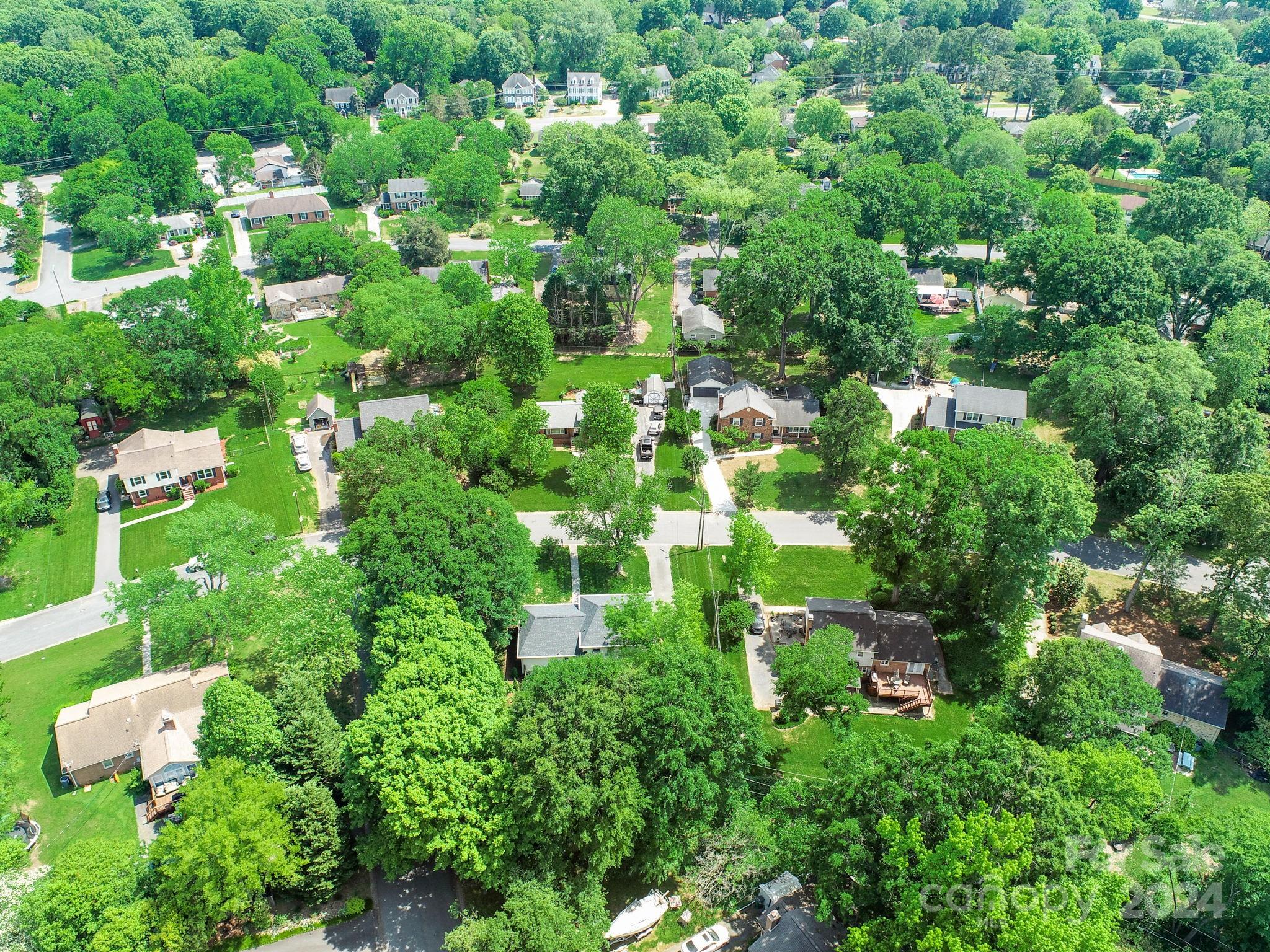 6900 Heatherford Drive Charlotte NC 28226