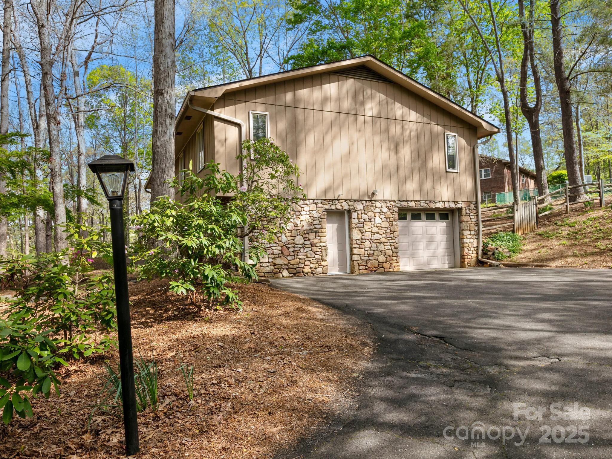 9 Cedar Trail Asheville NC 28803