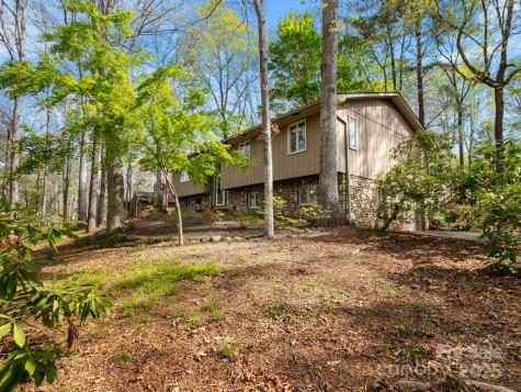 9 Cedar Trail Asheville NC 28803