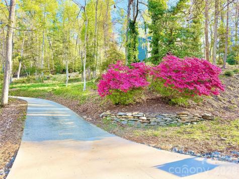 3132 Stoney Brook Drive Lenoir NC 28645