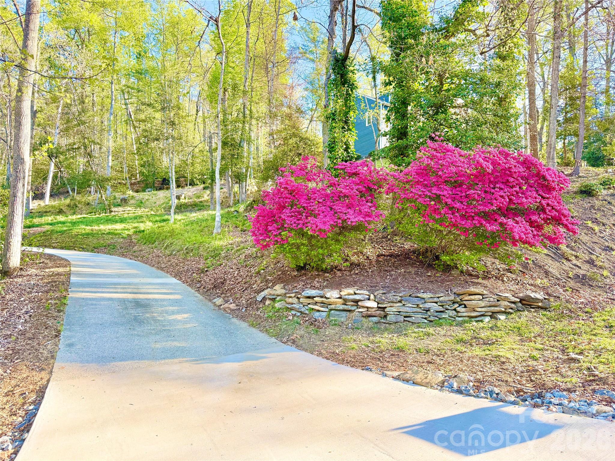 3132 Stoney Brook Drive Lenoir NC 28645