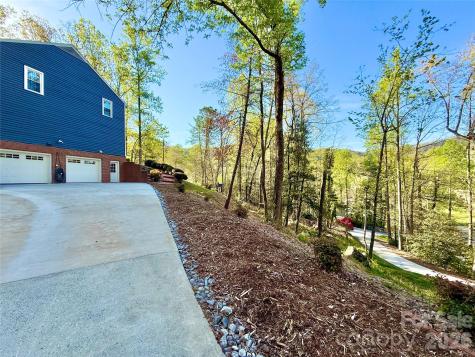 3132 Stoney Brook Drive Lenoir NC 28645
