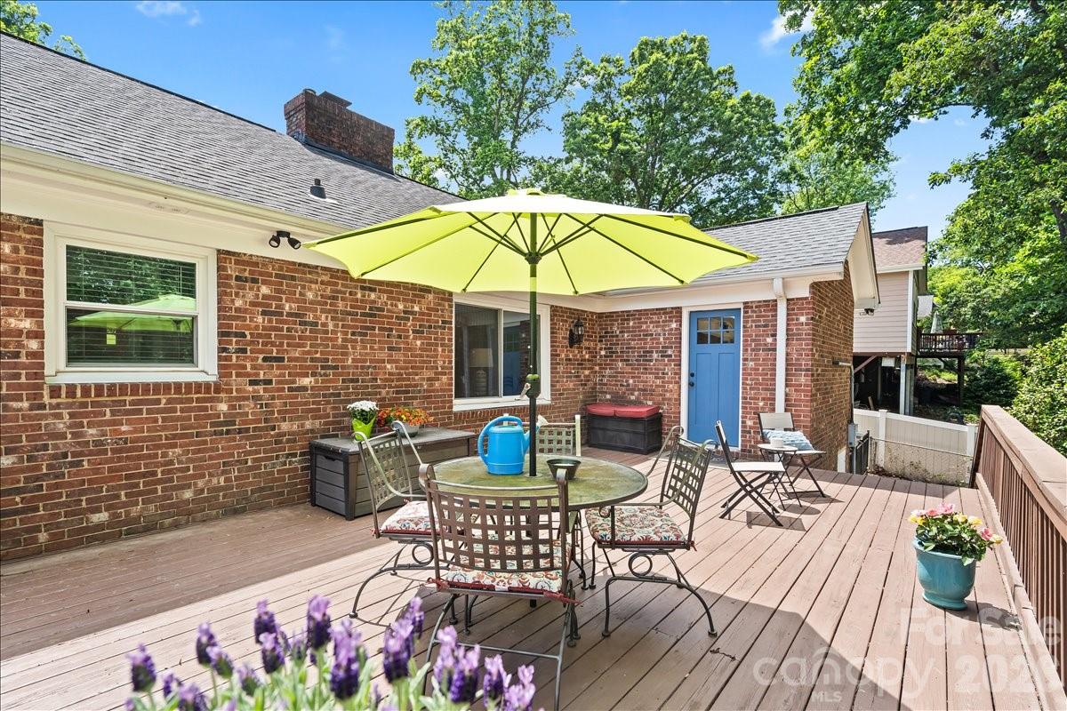 3741 Riverbend Road Charlotte NC 28210