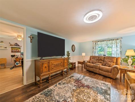449 Little East Fork Road Canton NC 28716
