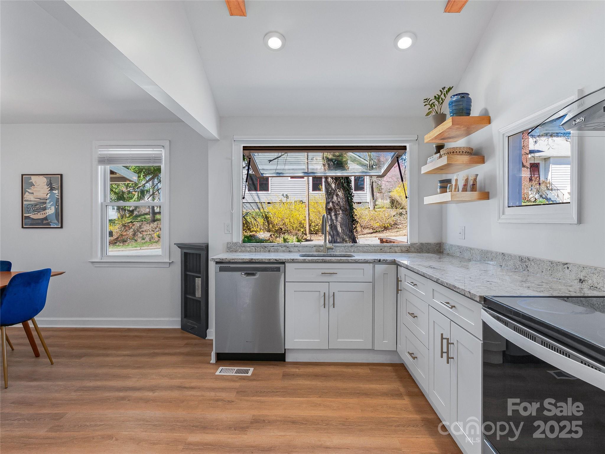 22 Broadview Avenue Asheville NC 28803