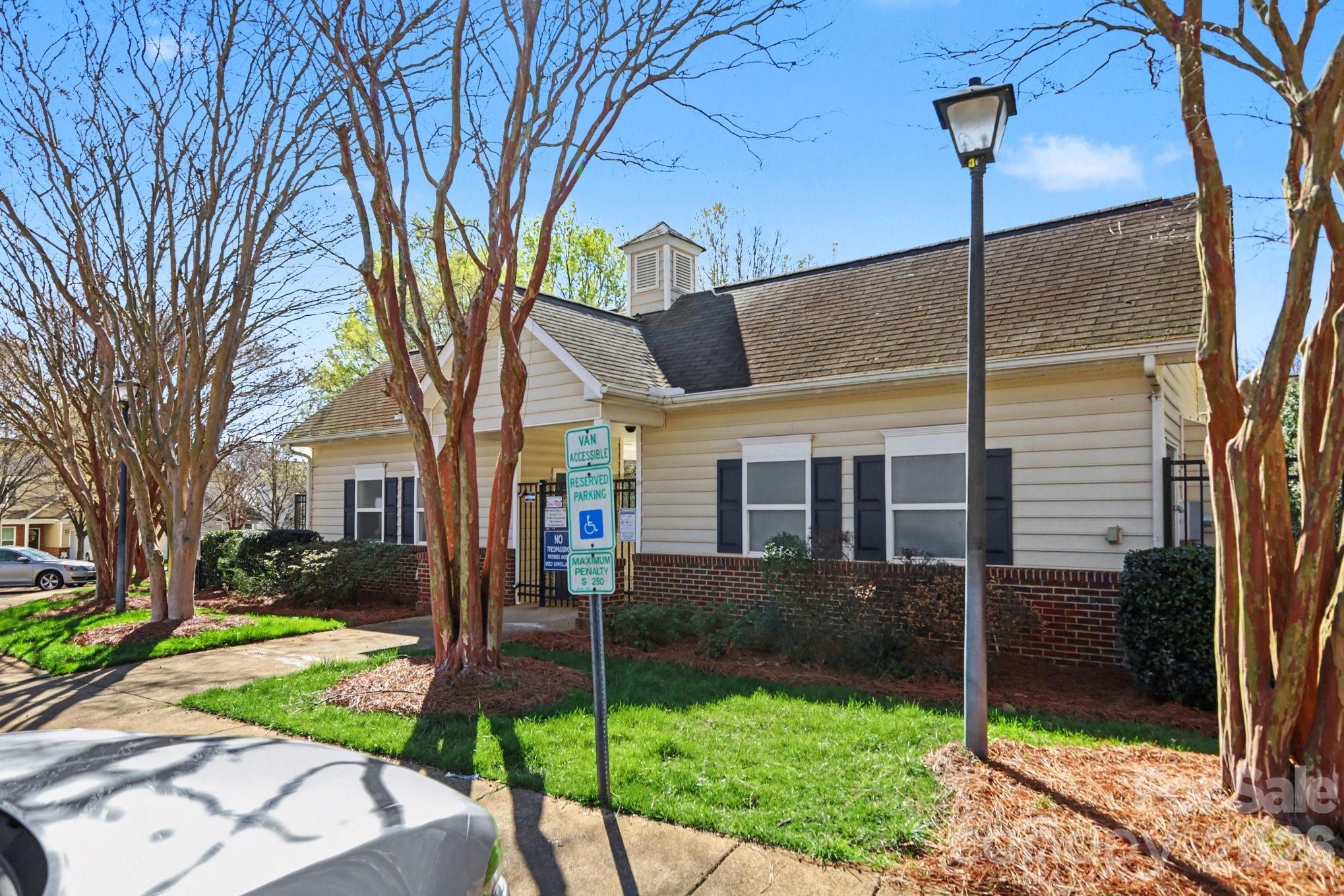 8411 Chaceview Court Charlotte NC 28269