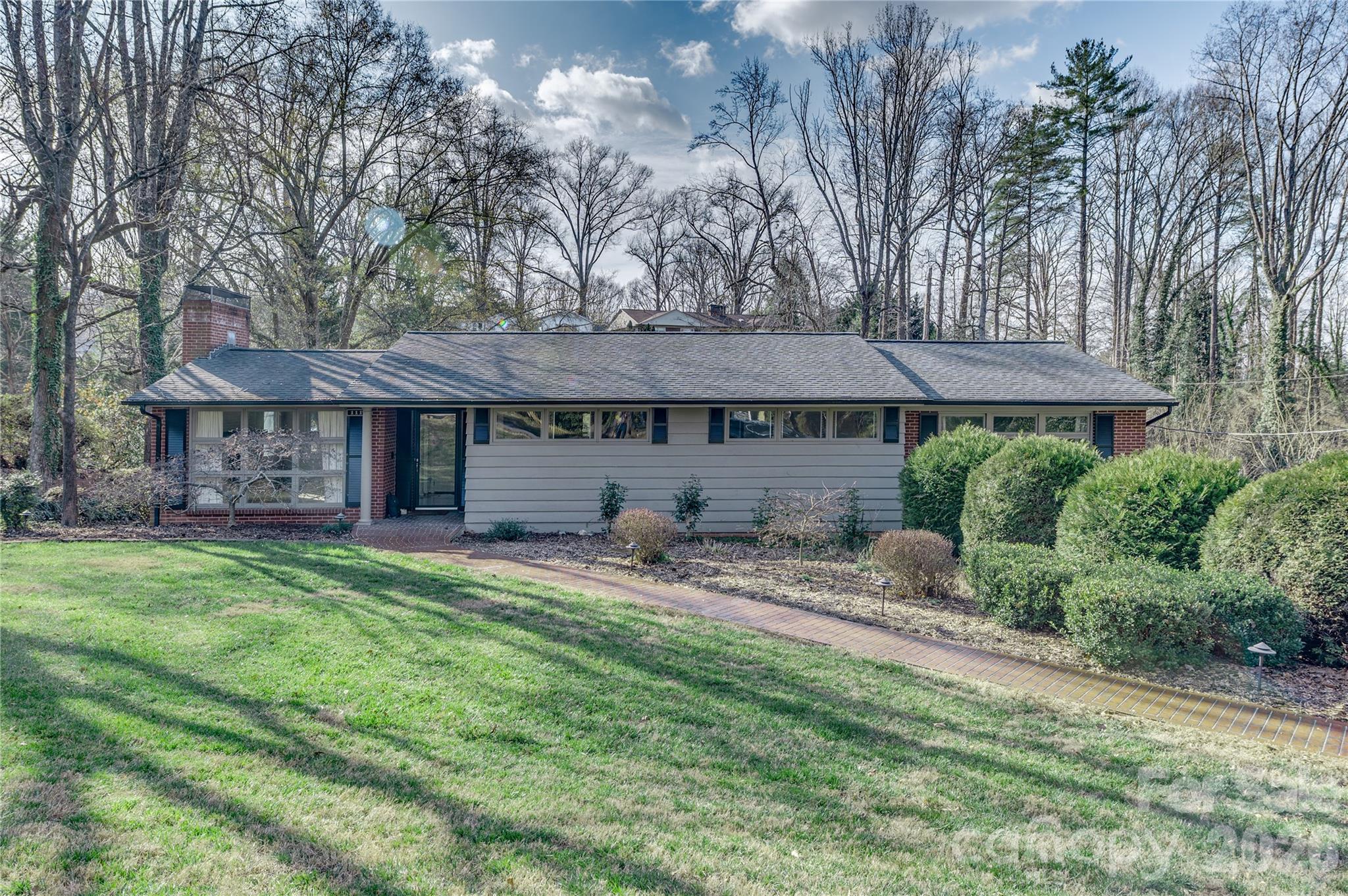 111 Kinwood Street Morganton NC 28655