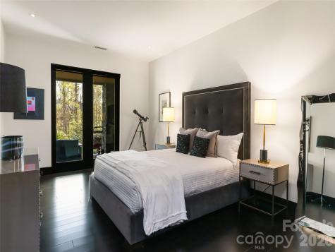 32 Brookline Drive Asheville NC 28803