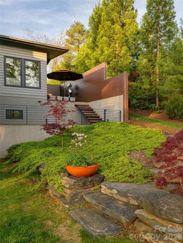 32 Brookline Drive Asheville NC 28803