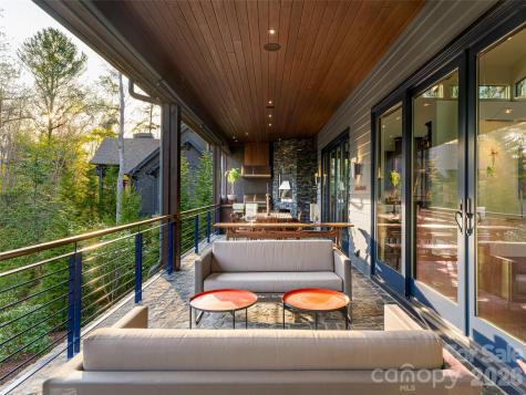 32 Brookline Drive Asheville NC 28803