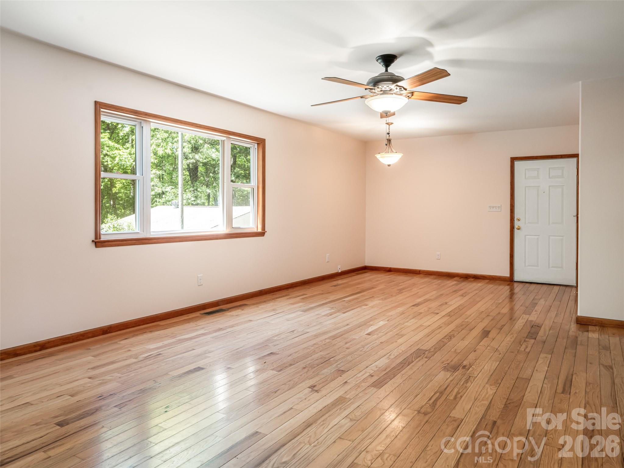 146 Fairmont Road Candler NC 28715
