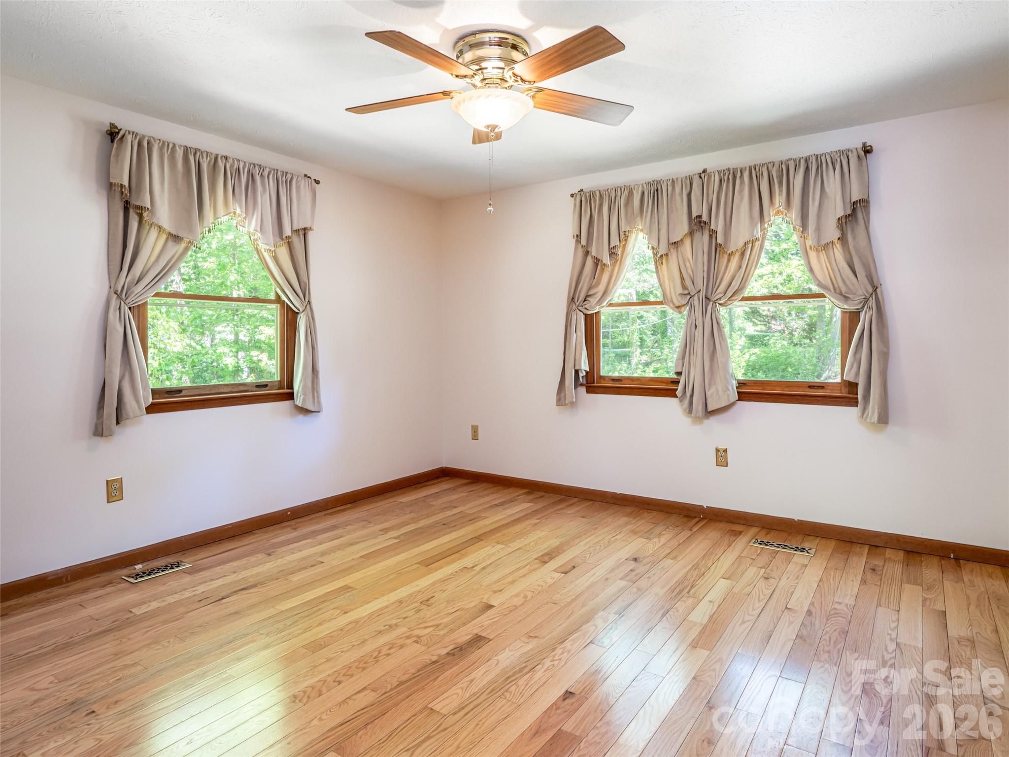 146 Fairmont Road Candler NC 28715