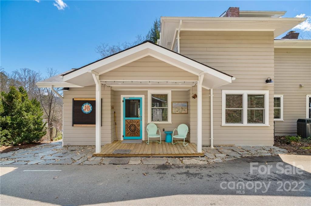 35 Elias Place Asheville NC 28804