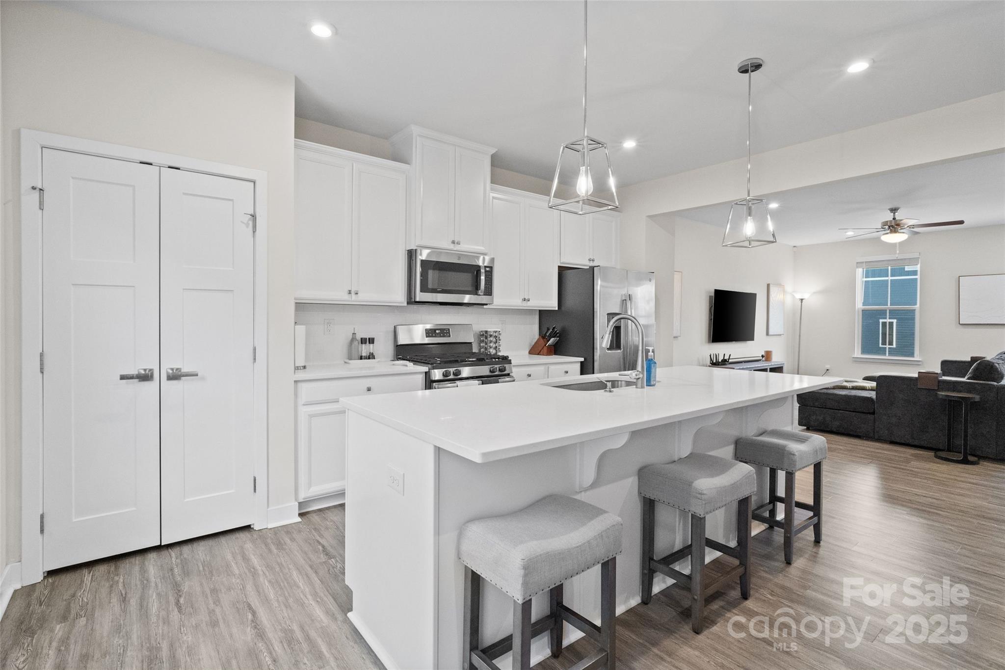 1217 Ashbury Street Charlotte NC 28216