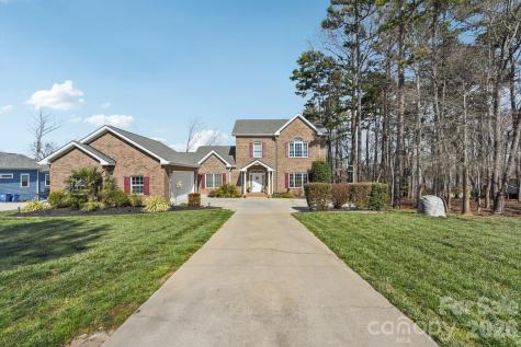 9484 Riviera Drive Sherrills Ford NC 28673