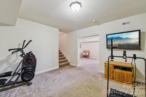 9484 Riviera Drive Sherrills Ford NC 28673