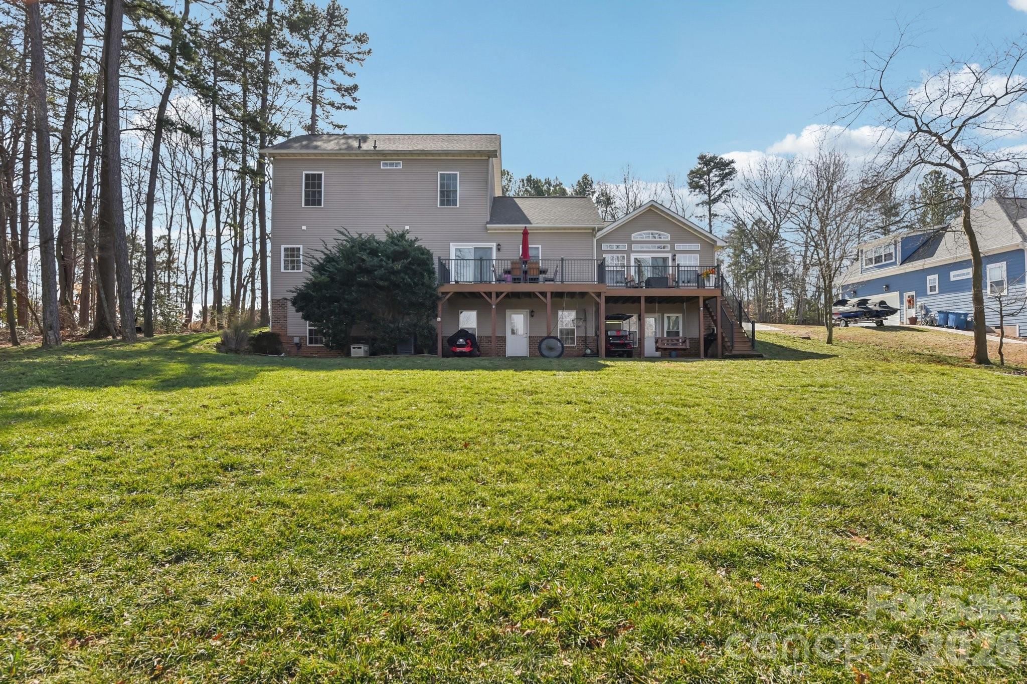 9484 Riviera Drive Sherrills Ford NC 28673