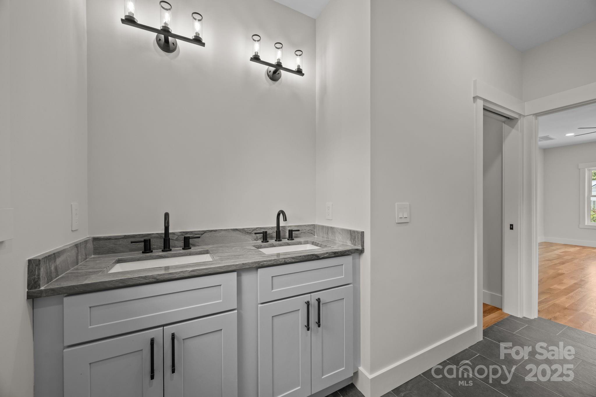 117 Third Street Asheville NC 28803